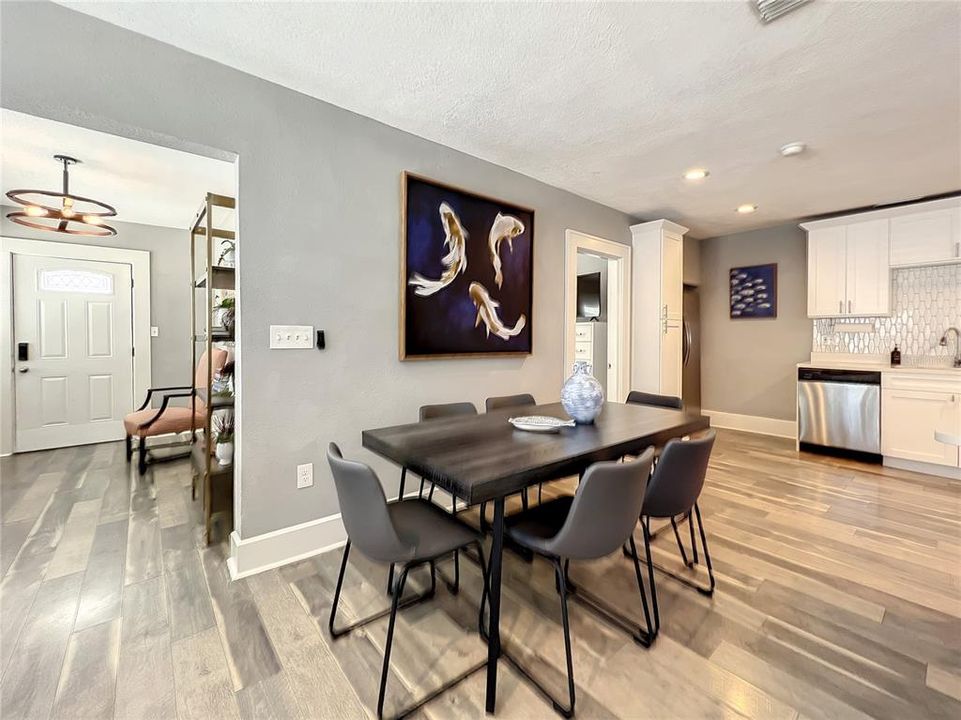 待售: $444,000 (3 贝兹, 2 浴室, 1200 平方英尺)