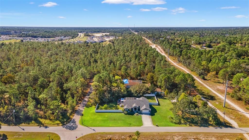 Под контрактом: $625,000 (4 спален, 2 ванн, 2414 Квадратных фут)