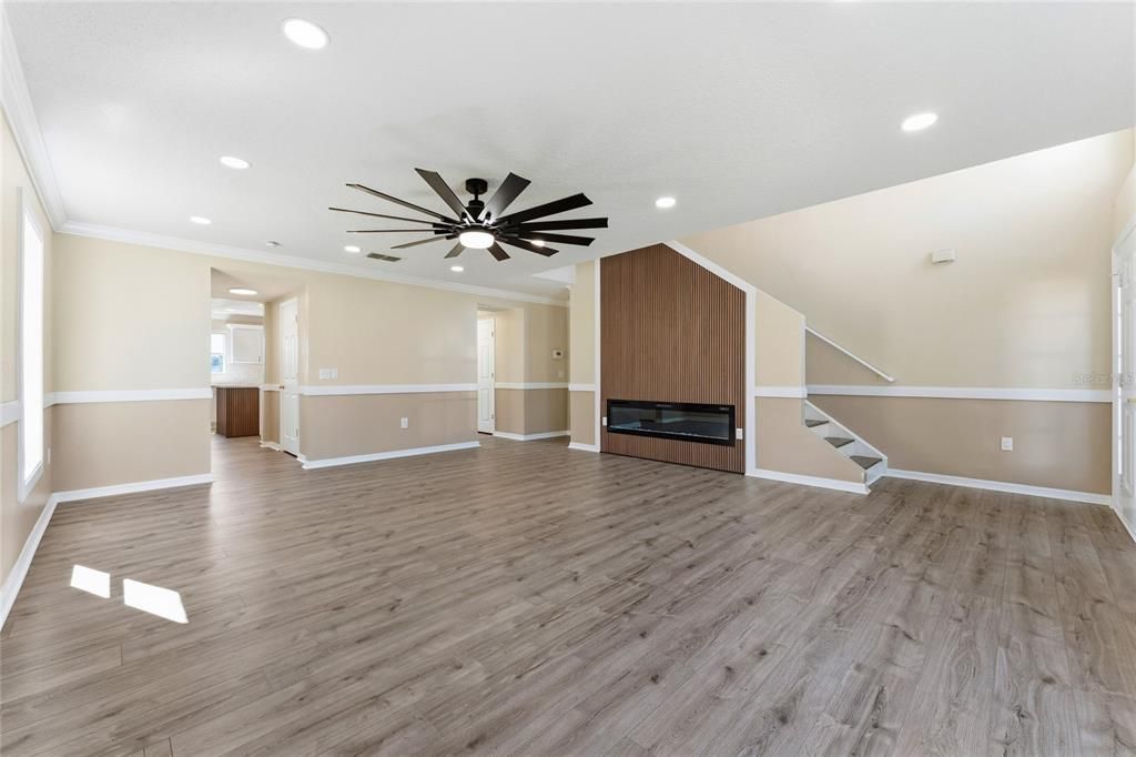 待售: $418,000 (5 贝兹, 3 浴室, 2980 平方英尺)