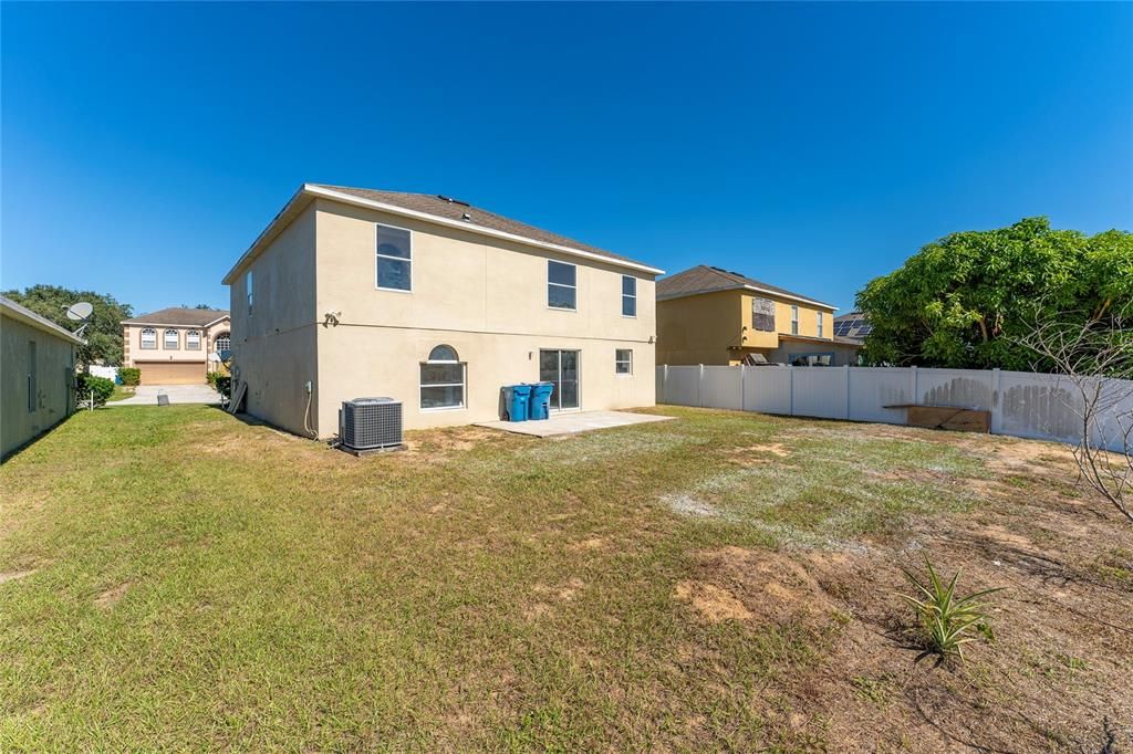 待售: $418,000 (5 贝兹, 3 浴室, 2980 平方英尺)