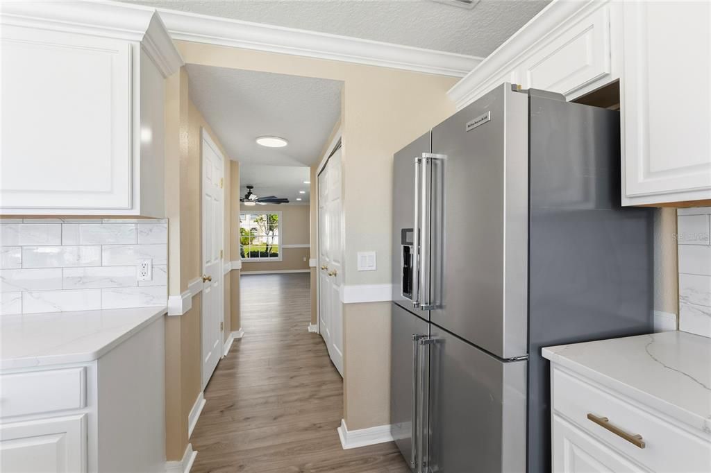 待售: $418,000 (5 贝兹, 3 浴室, 2980 平方英尺)