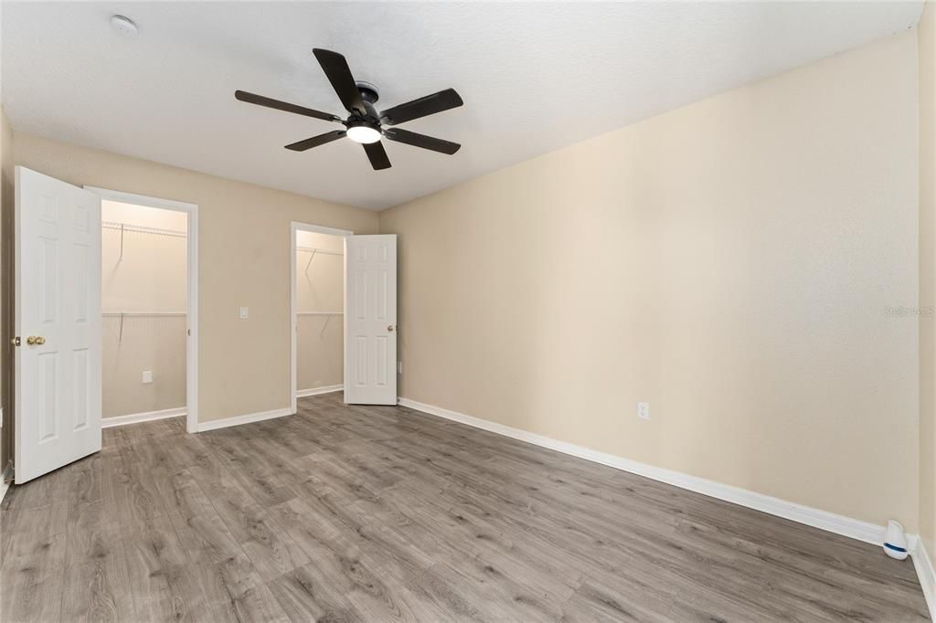 待售: $418,000 (5 贝兹, 3 浴室, 2980 平方英尺)