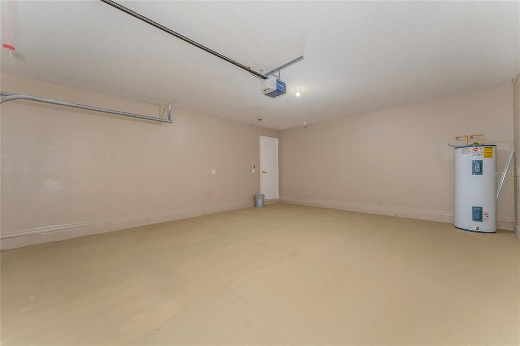 待售: $418,000 (5 贝兹, 3 浴室, 2980 平方英尺)