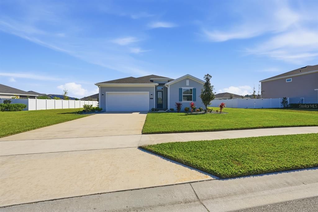 待售: $425,500 (4 贝兹, 3 浴室, 2027 平方英尺)