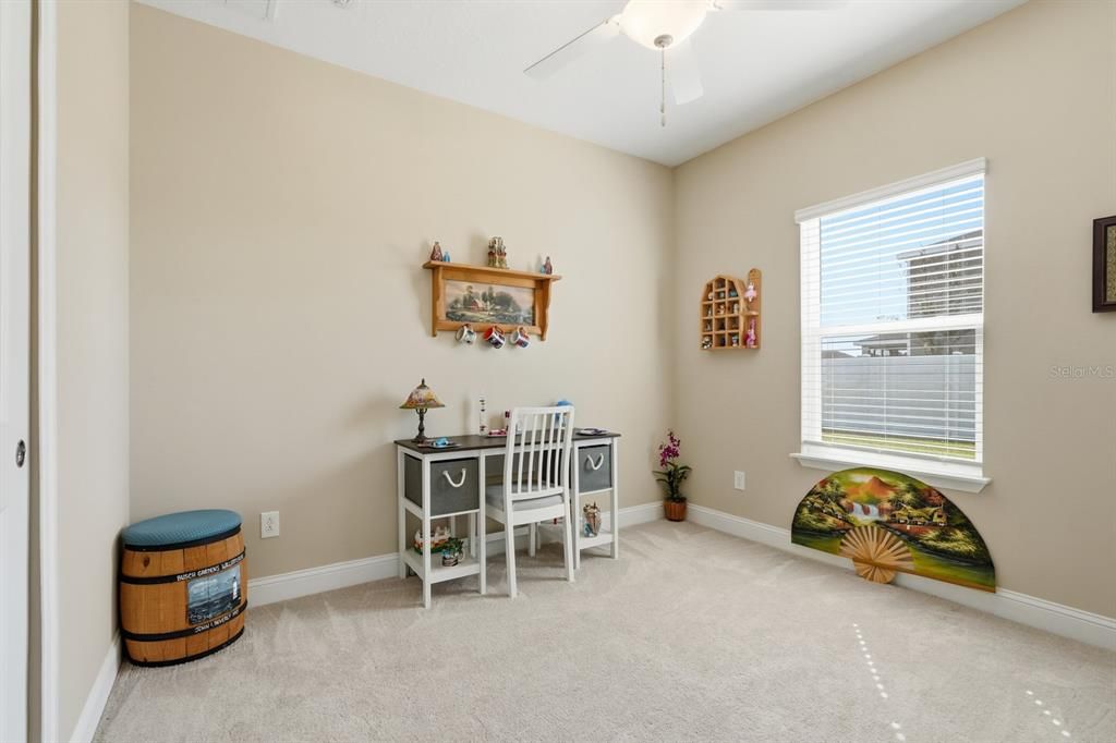 待售: $425,500 (4 贝兹, 3 浴室, 2027 平方英尺)