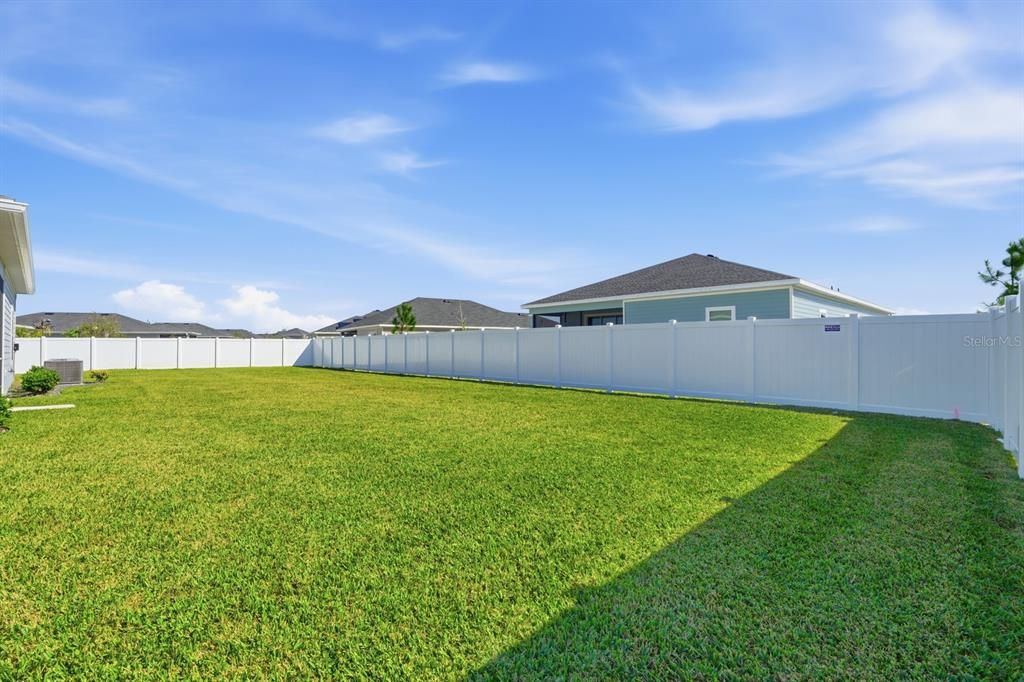 待售: $425,500 (4 贝兹, 3 浴室, 2027 平方英尺)