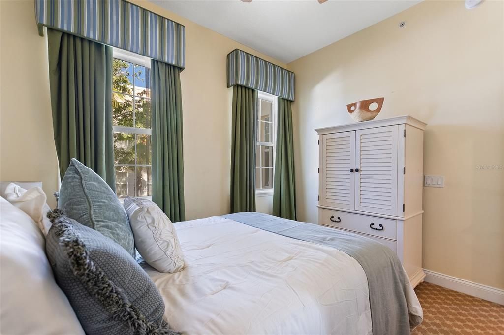 For Sale: $314,000 (3 beds, 2 baths, 1419 Square Feet)