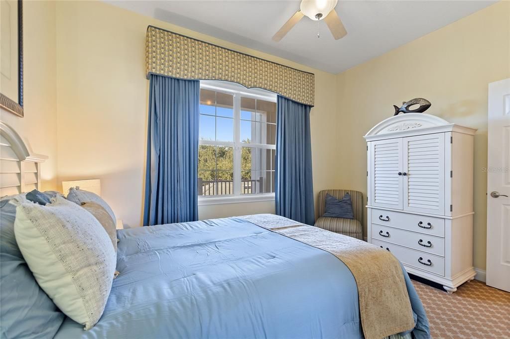 For Sale: $314,000 (3 beds, 2 baths, 1419 Square Feet)