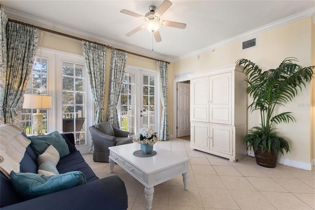 For Sale: $314,000 (3 beds, 2 baths, 1419 Square Feet)