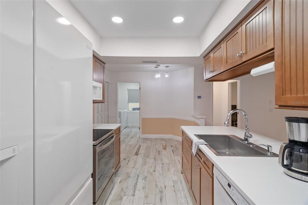 待售: $289,900 (2 贝兹, 2 浴室, 1470 平方英尺)