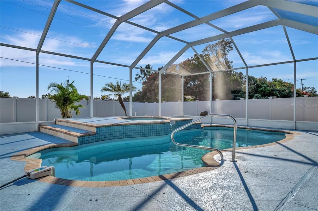 Active With Contract: $650,000 (5 beds, 4 baths, 3908 Square Feet)