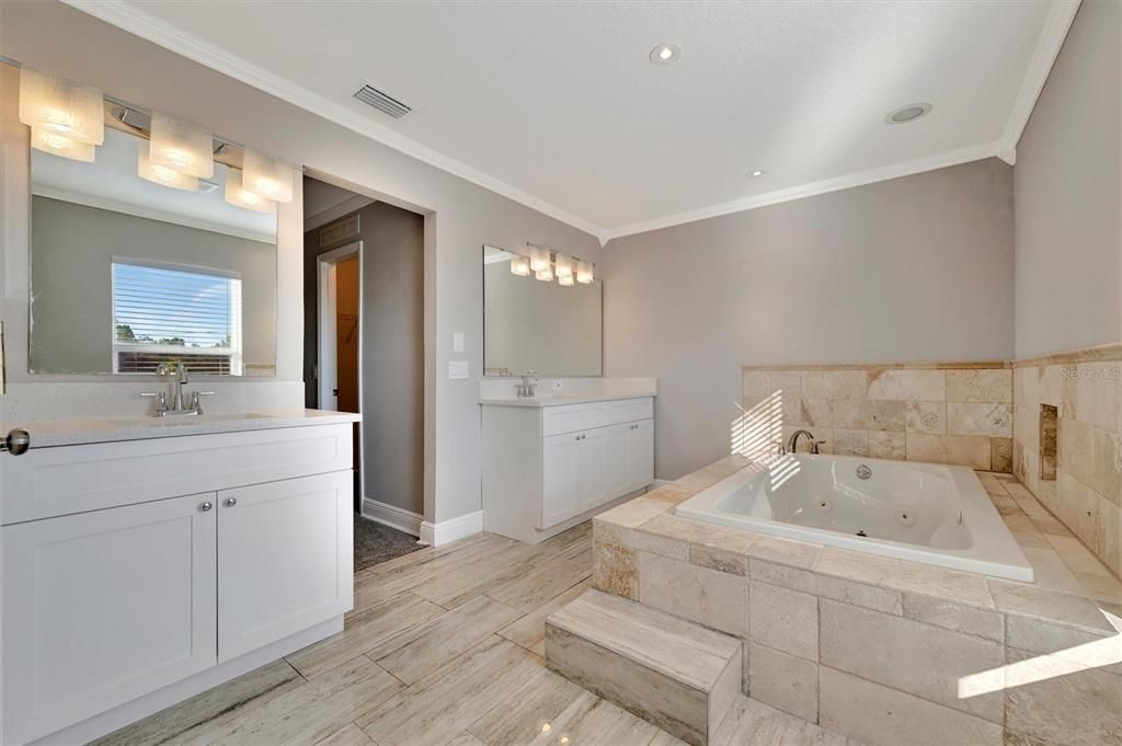 Active With Contract: $650,000 (5 beds, 4 baths, 3908 Square Feet)