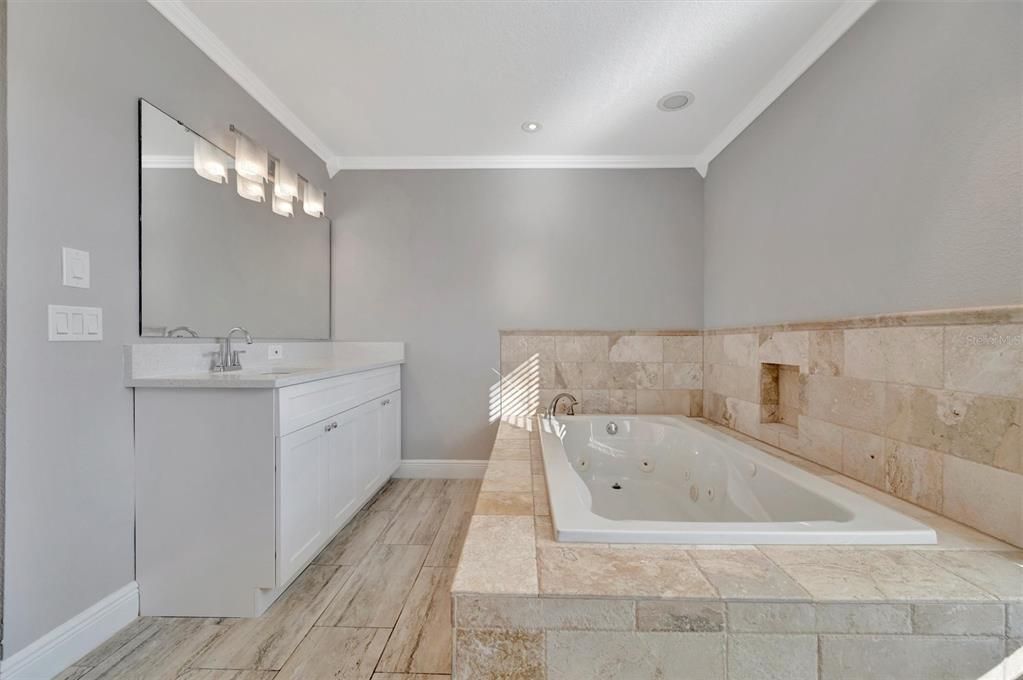 Active With Contract: $650,000 (5 beds, 4 baths, 3908 Square Feet)