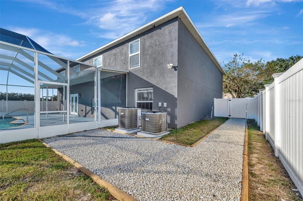 Active With Contract: $650,000 (5 beds, 4 baths, 3908 Square Feet)