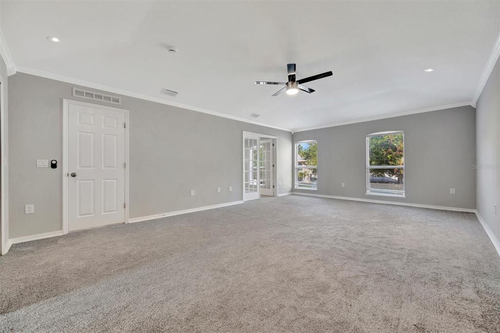 Active With Contract: $650,000 (5 beds, 4 baths, 3908 Square Feet)