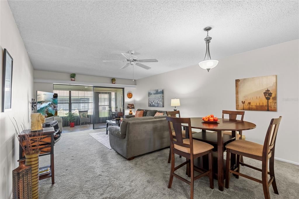 Active With Contract: $189,000 (1 beds, 1 baths, 815 Square Feet)