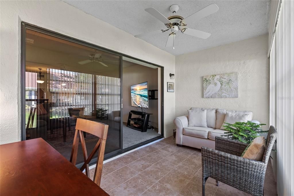 Active With Contract: $189,000 (1 beds, 1 baths, 815 Square Feet)