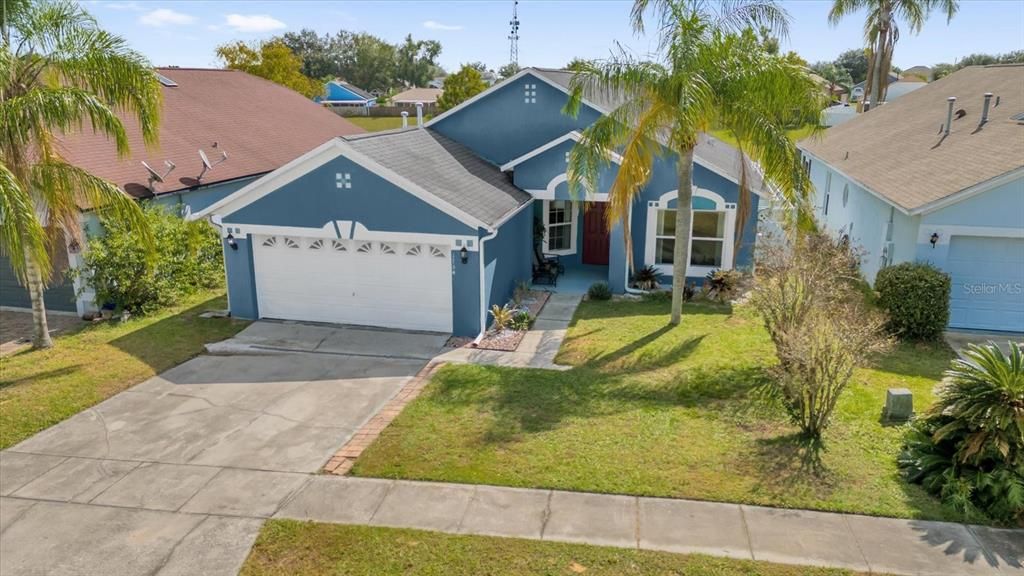 合同活跃: $269,900 (3 贝兹, 2 浴室, 1260 平方英尺)