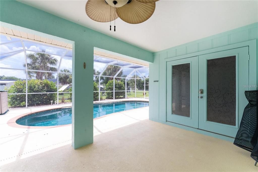 待售: $439,900 (3 贝兹, 3 浴室, 2009 平方英尺)