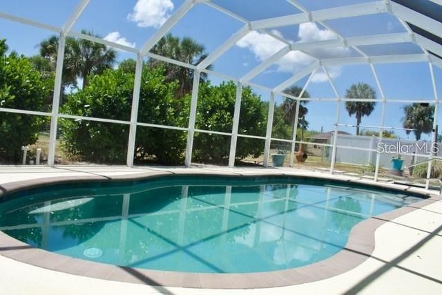 待售: $439,900 (3 贝兹, 3 浴室, 2009 平方英尺)