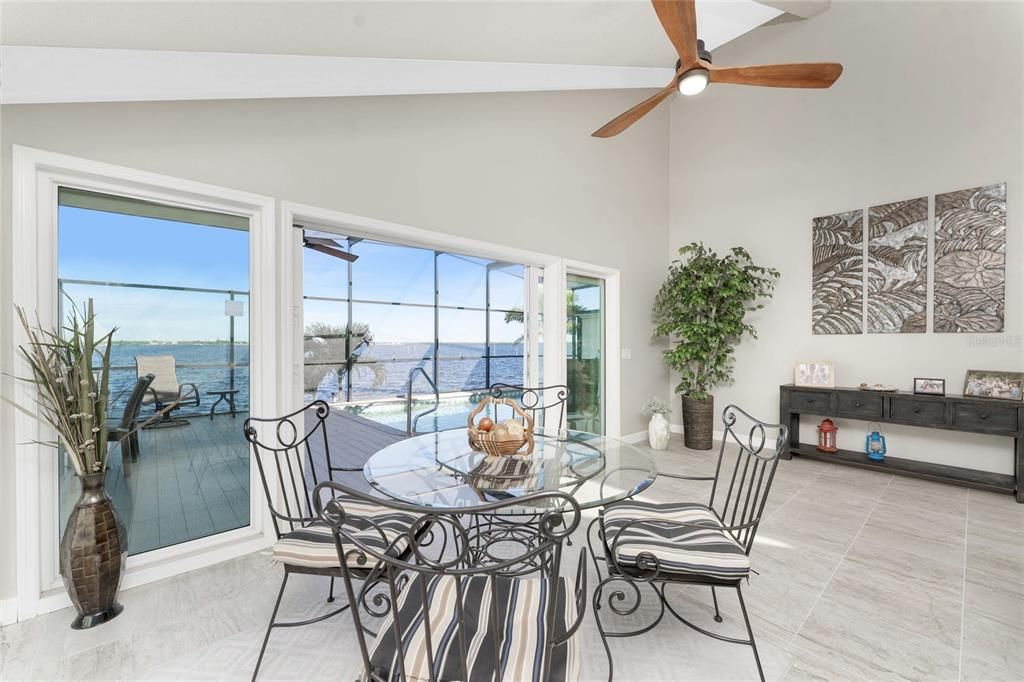 Activo con contrato: $499,000 (3 camas, 2 baños, 2164 Pies cuadrados)