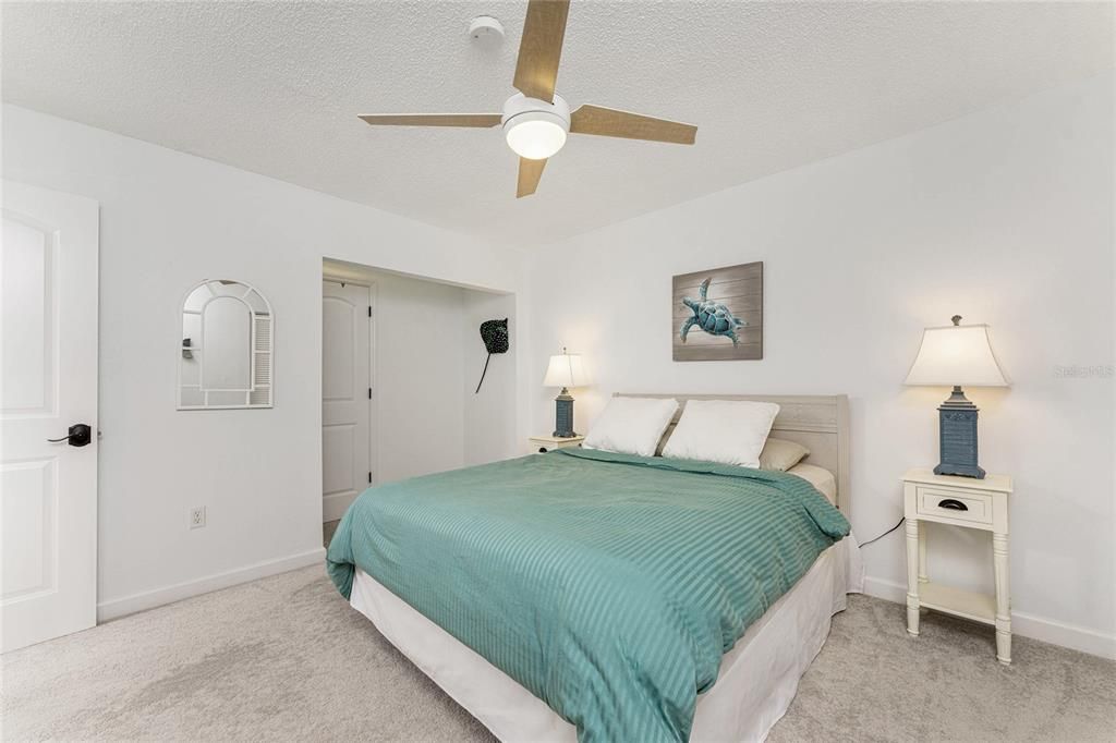 Activo con contrato: $499,000 (3 camas, 2 baños, 2164 Pies cuadrados)