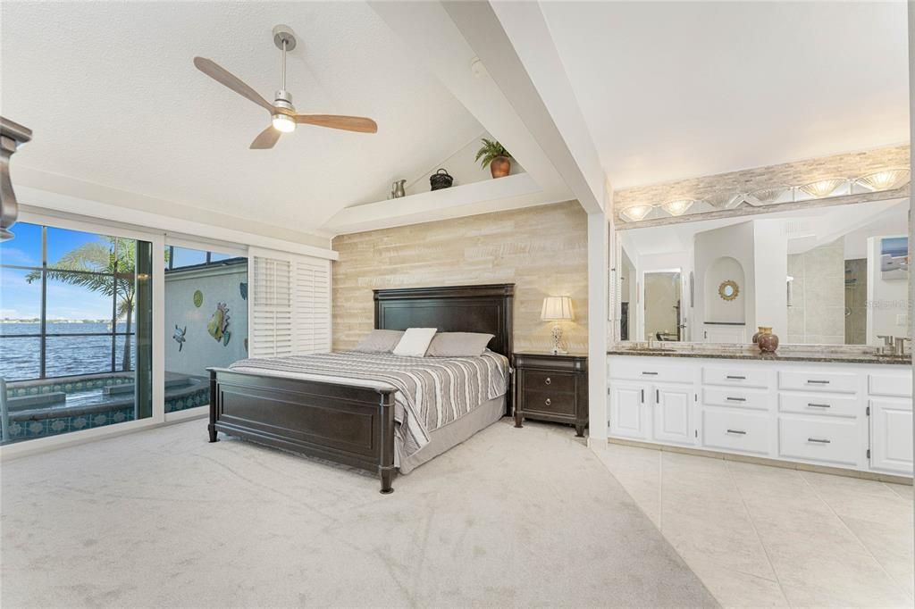 Activo con contrato: $499,000 (3 camas, 2 baños, 2164 Pies cuadrados)