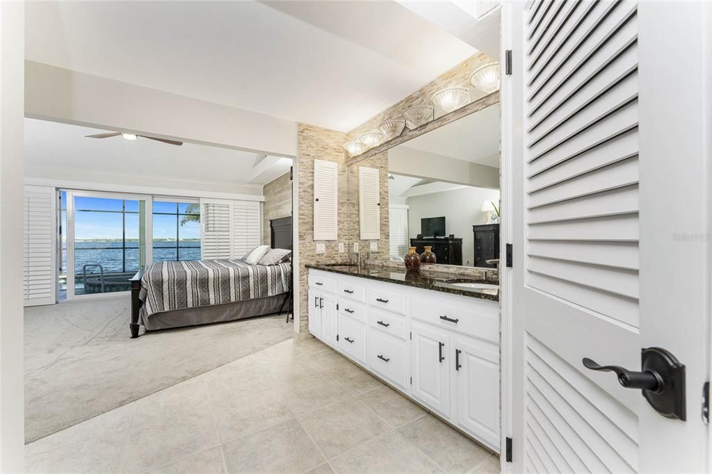 Activo con contrato: $499,000 (3 camas, 2 baños, 2164 Pies cuadrados)