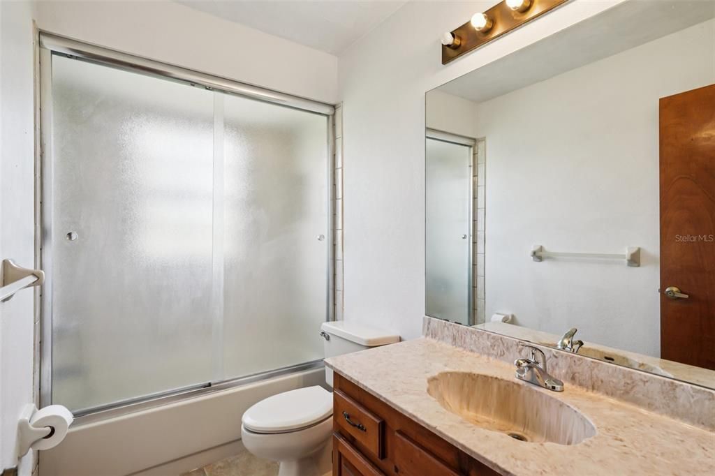 For Sale: $485,000 (3 beds, 2 baths, 1784 Square Feet)