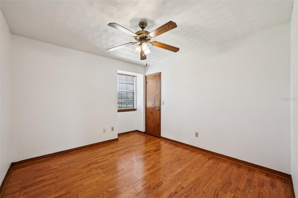 For Sale: $485,000 (3 beds, 2 baths, 1784 Square Feet)