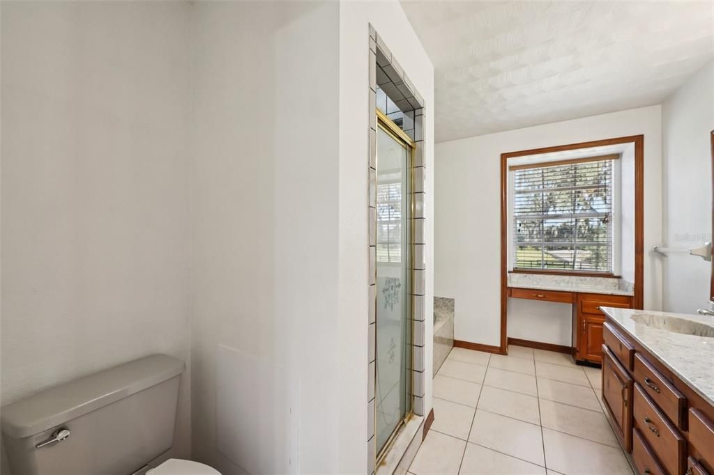 For Sale: $485,000 (3 beds, 2 baths, 1784 Square Feet)