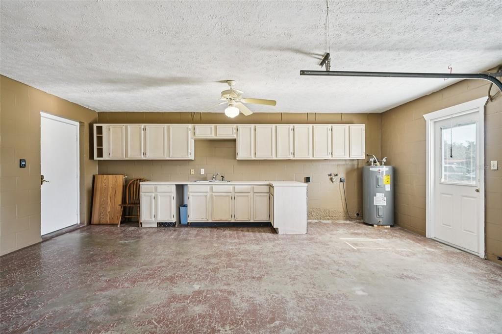 For Sale: $485,000 (3 beds, 2 baths, 1784 Square Feet)