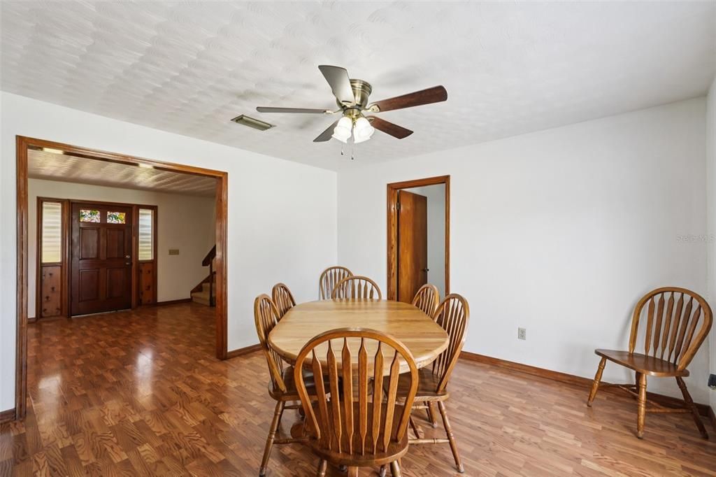 For Sale: $485,000 (3 beds, 2 baths, 1784 Square Feet)