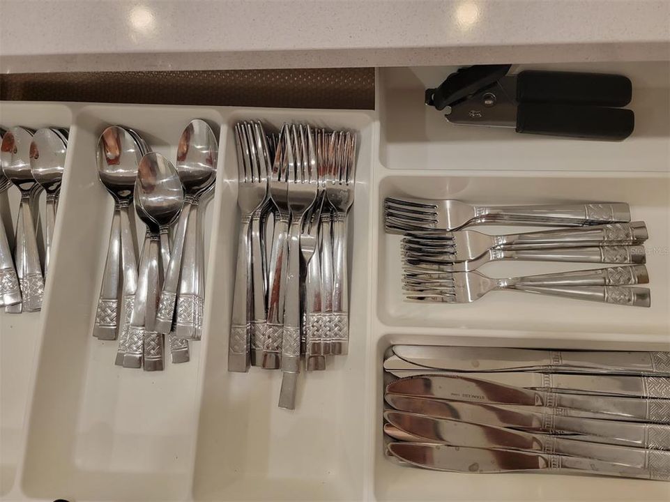 En Venta: $979,000 (8 camas, 5 baños, 4289 Pies cuadrados)