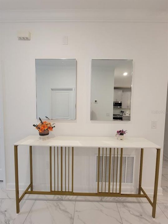 En Venta: $979,000 (8 camas, 5 baños, 4289 Pies cuadrados)