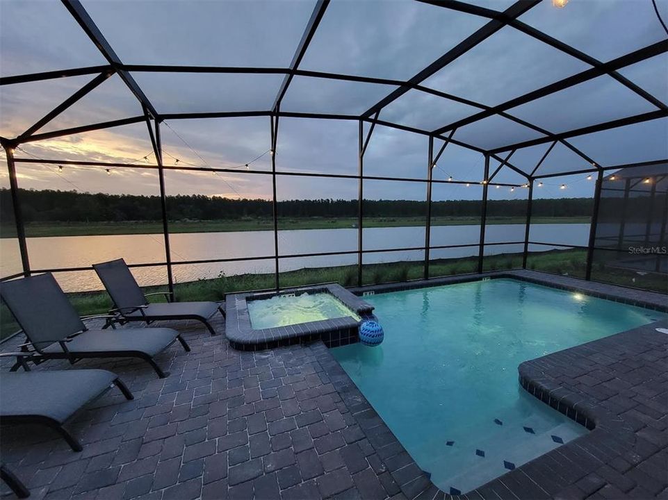 En Venta: $979,000 (8 camas, 5 baños, 4289 Pies cuadrados)