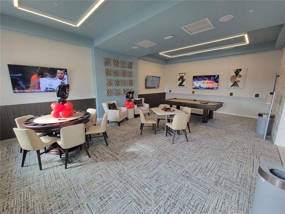 En Venta: $979,000 (8 camas, 5 baños, 4289 Pies cuadrados)