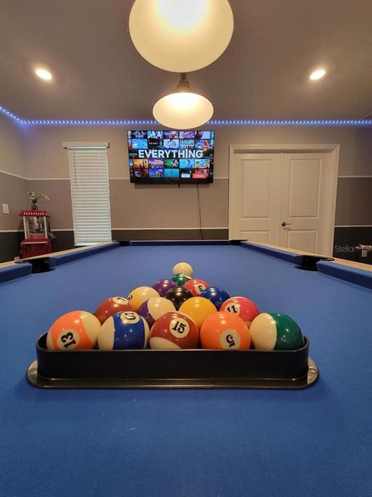 En Venta: $979,000 (8 camas, 5 baños, 4289 Pies cuadrados)