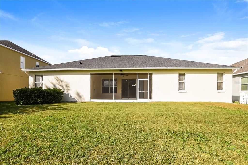 Activo con contrato: $474,000 (4 camas, 3 baños, 2574 Pies cuadrados)