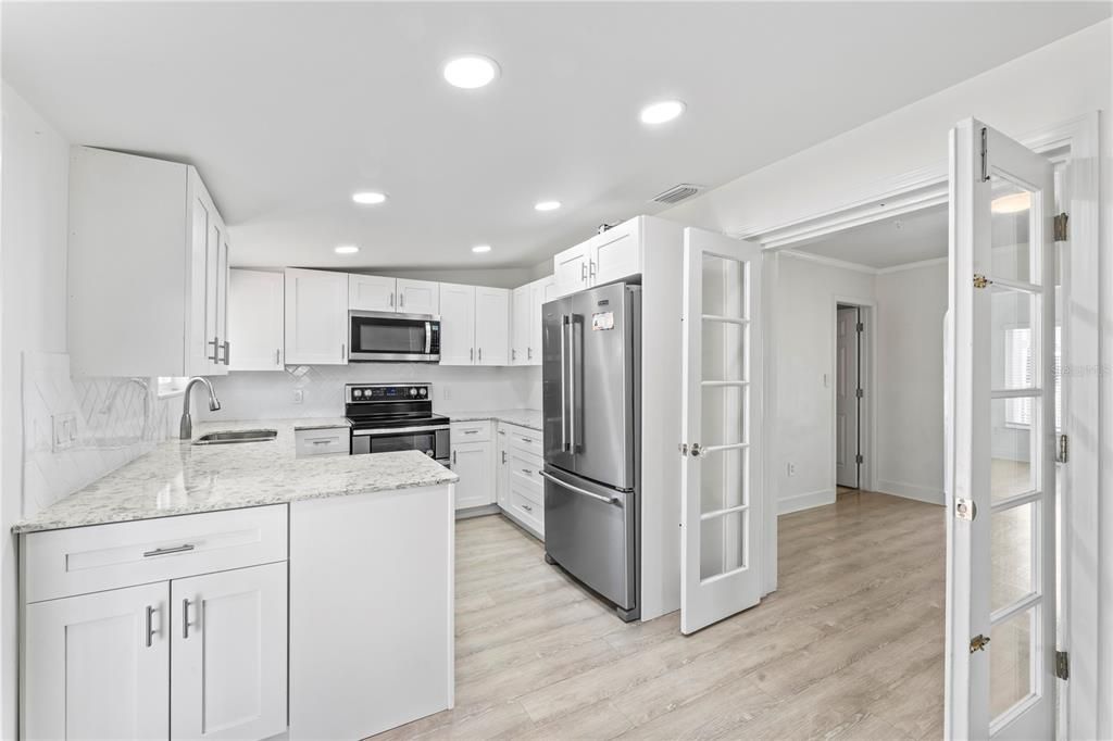 В аренду: $3,750 (4 спален, 3 ванн, 1791 Квадратных фут)