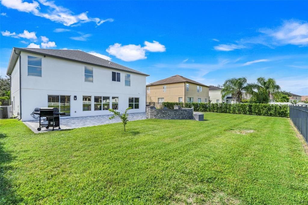 На продажу: $620,000 (5 спален, 2 ванн, 3257 Квадратных фут)