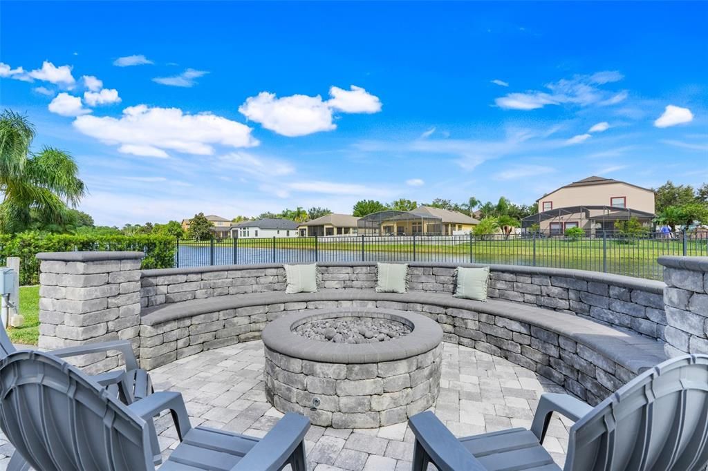 На продажу: $620,000 (5 спален, 2 ванн, 3257 Квадратных фут)