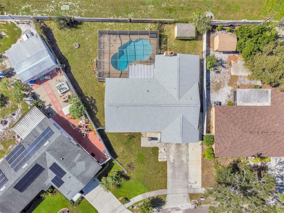 合同活跃: $395,000 (4 贝兹, 2 浴室, 2018 平方英尺)