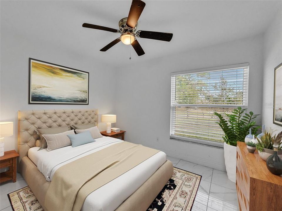 合同活跃: $395,000 (4 贝兹, 2 浴室, 2018 平方英尺)