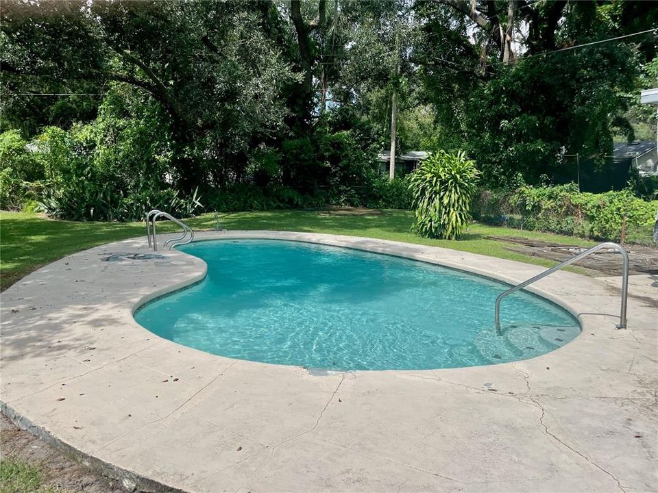 待售: $255,900 (3 贝兹, 2 浴室, 1232 平方英尺)