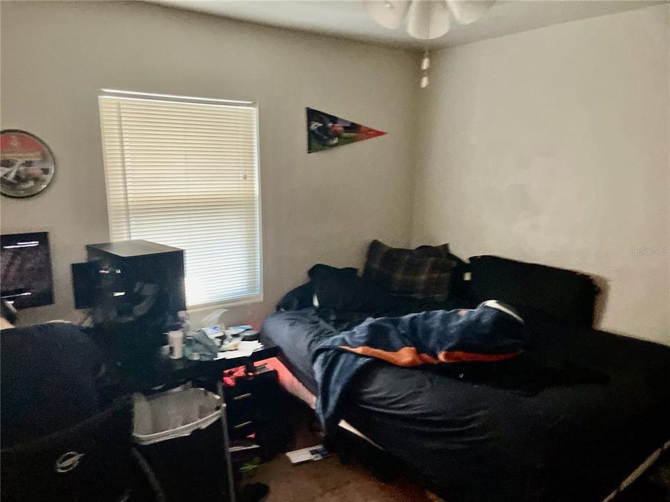 待售: $255,900 (3 贝兹, 2 浴室, 1232 平方英尺)