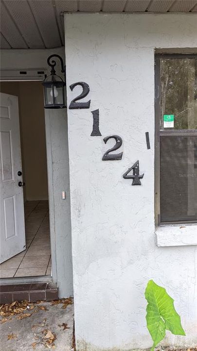 合同活跃: $130,000 (2 贝兹, 1 浴室, 785 平方英尺)