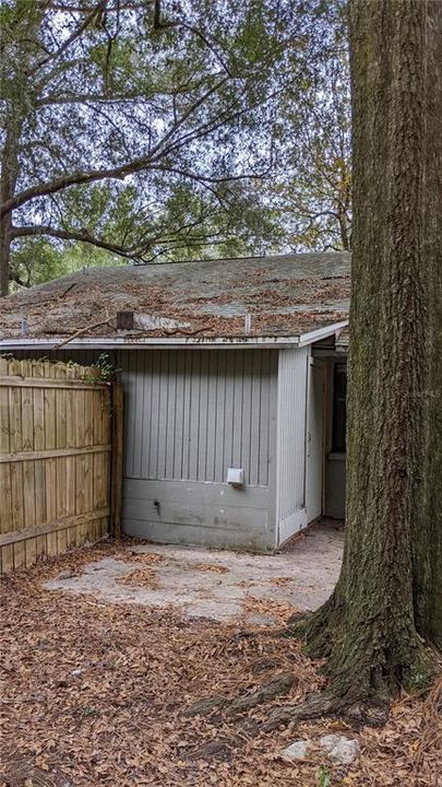 合同活跃: $130,000 (2 贝兹, 1 浴室, 785 平方英尺)