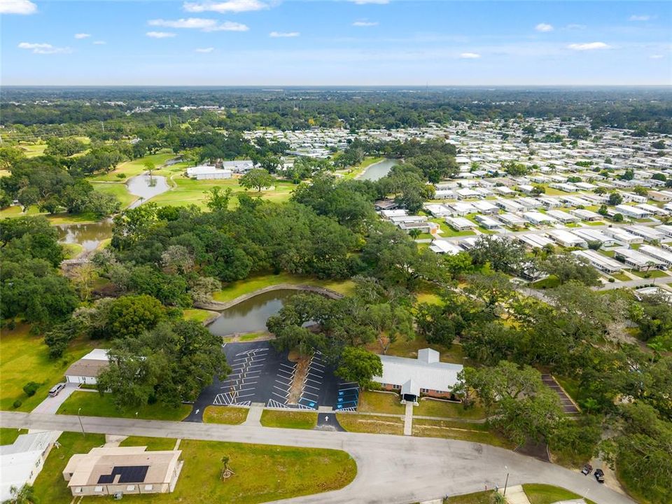 合同活跃: $134,900 (2 贝兹, 2 浴室, 1056 平方英尺)