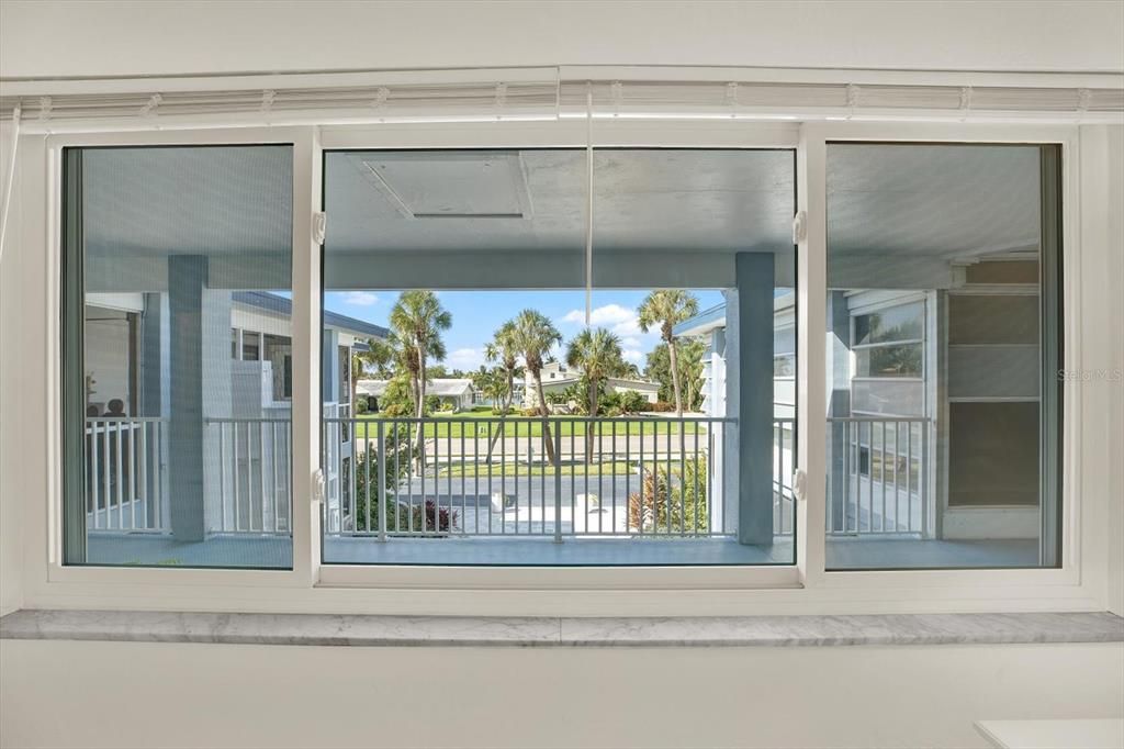 待售: $149,000 (1 贝兹, 1 浴室, 610 平方英尺)